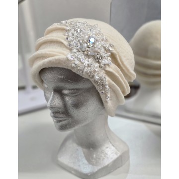 Mme PATRIS églantine  écru