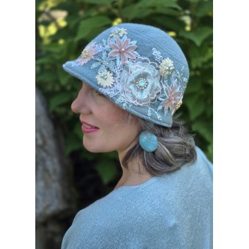 Le  chapeau POEME