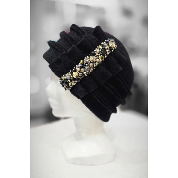 MERVEILLEUSE noir. Toque