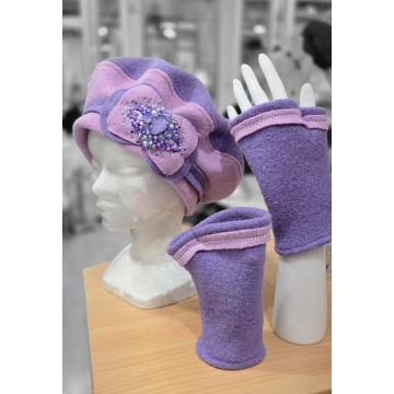 Réserver Mme Huvet PRÉCIEUX...